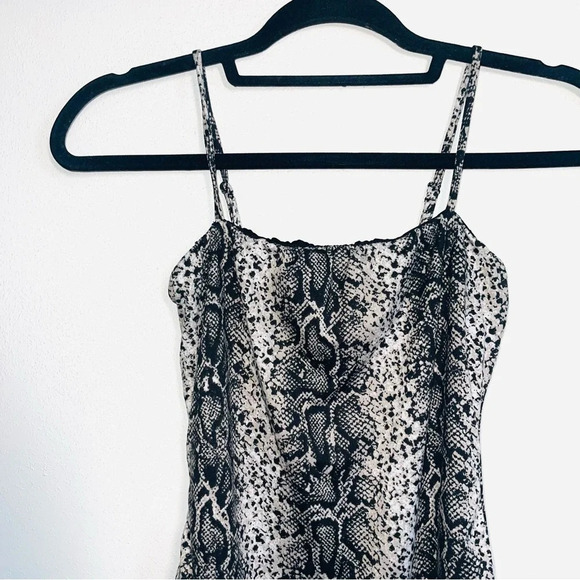 Windsor Wild Child Black & Tan Snakeskin Print Thong Bodysuit Small Women’s - Picture 3 of 11